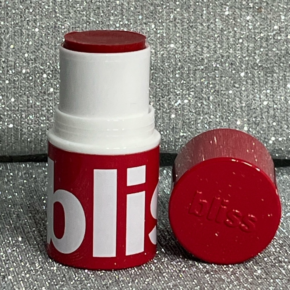 💋Bliss Get Berried Away Tinted Lip Balm